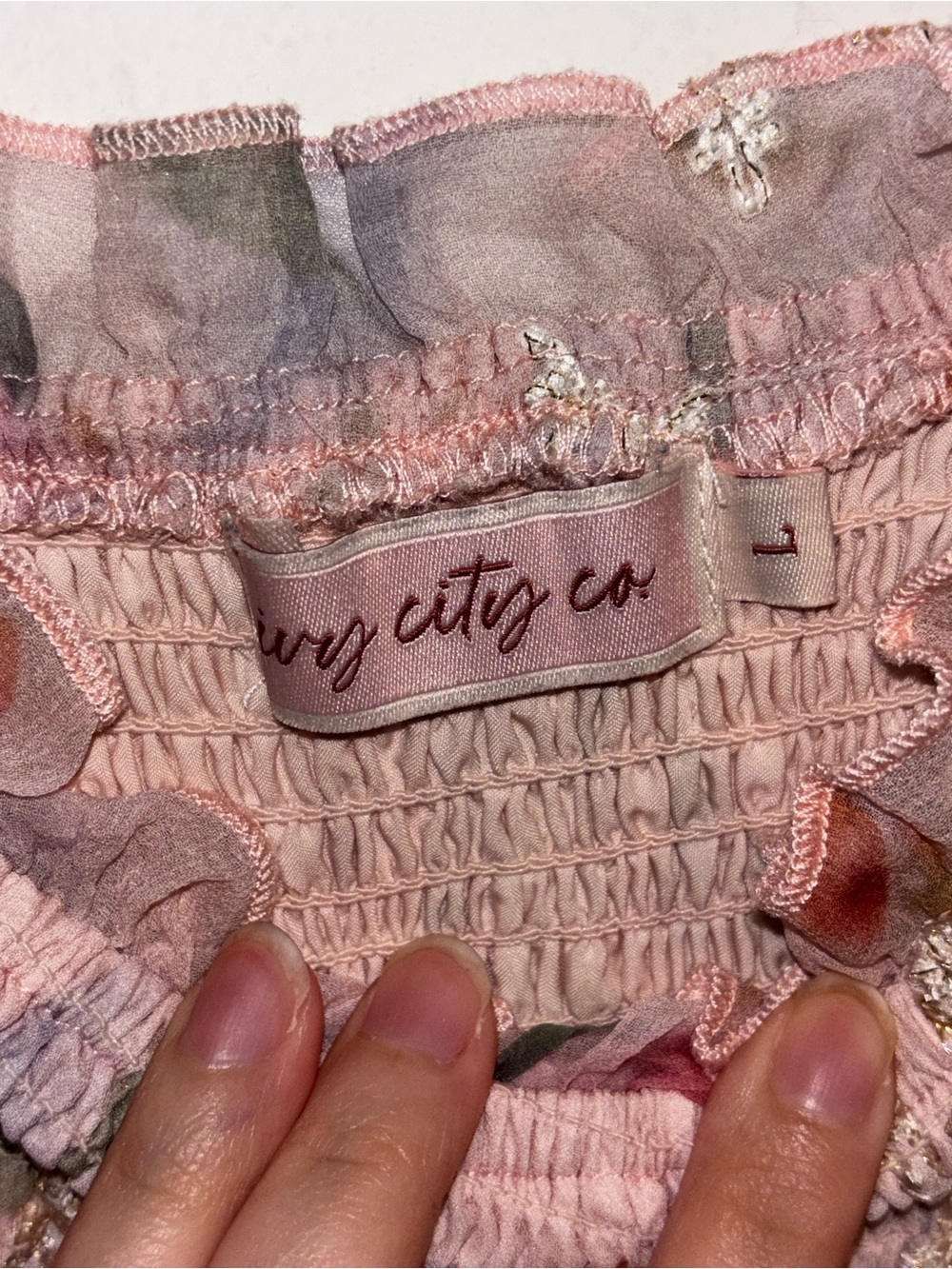 Ivy City Co Winnie Maxi Dress in Pink - Picture 3 of 4